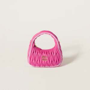 Wander matelassé nappa leather bag